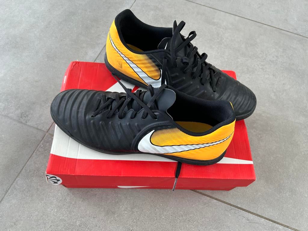 Schoenen zaal(voetbal) sport maat 46 Nike, Ophalen of Verzenden, Gebruikt