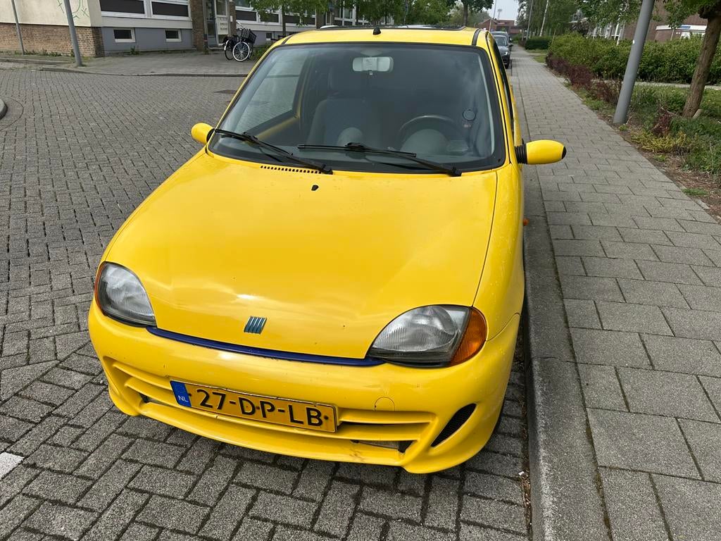 Fiat Seicento 1.1 Sporting 1999 Geel, Voorwielaandrijving, Stof, 400 kg, Handgeschakeld