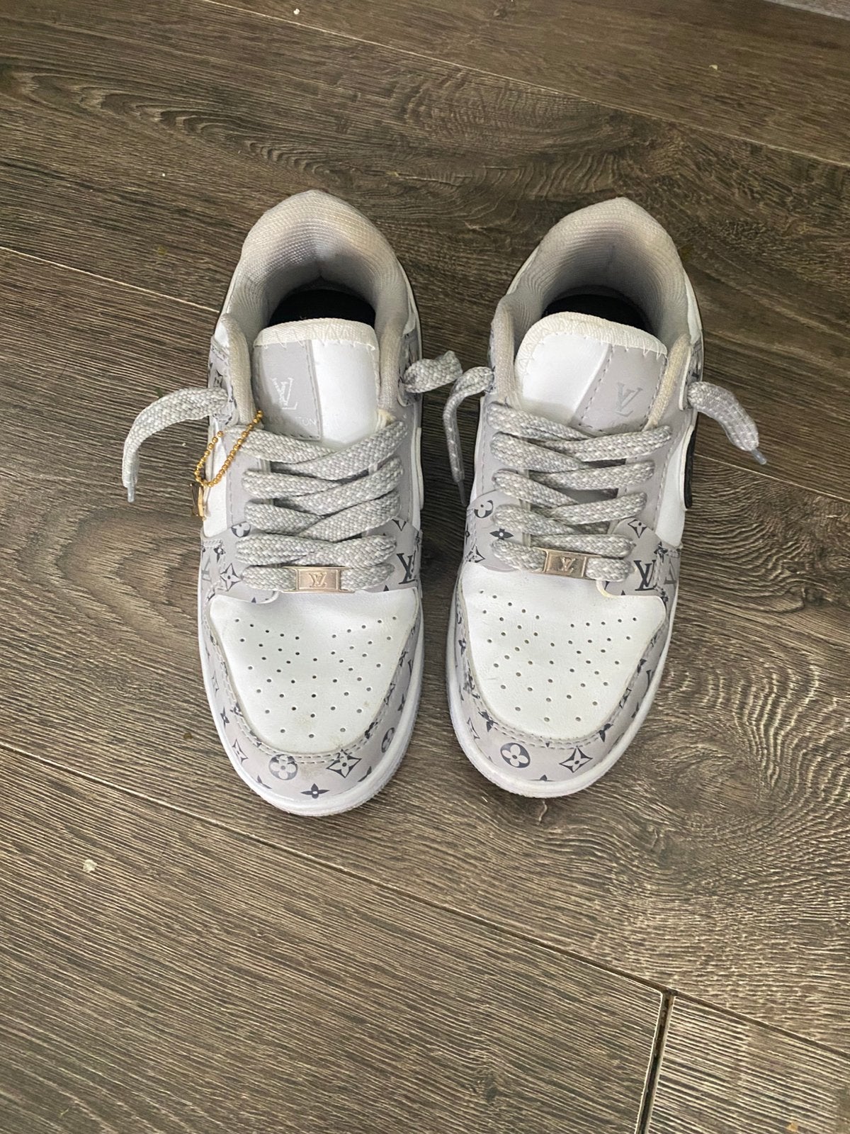Louis vuitton  sneakers maat 38 NIEUW, Ophalen of Verzenden, Nieuw, Wit, Sneakers of Gympen