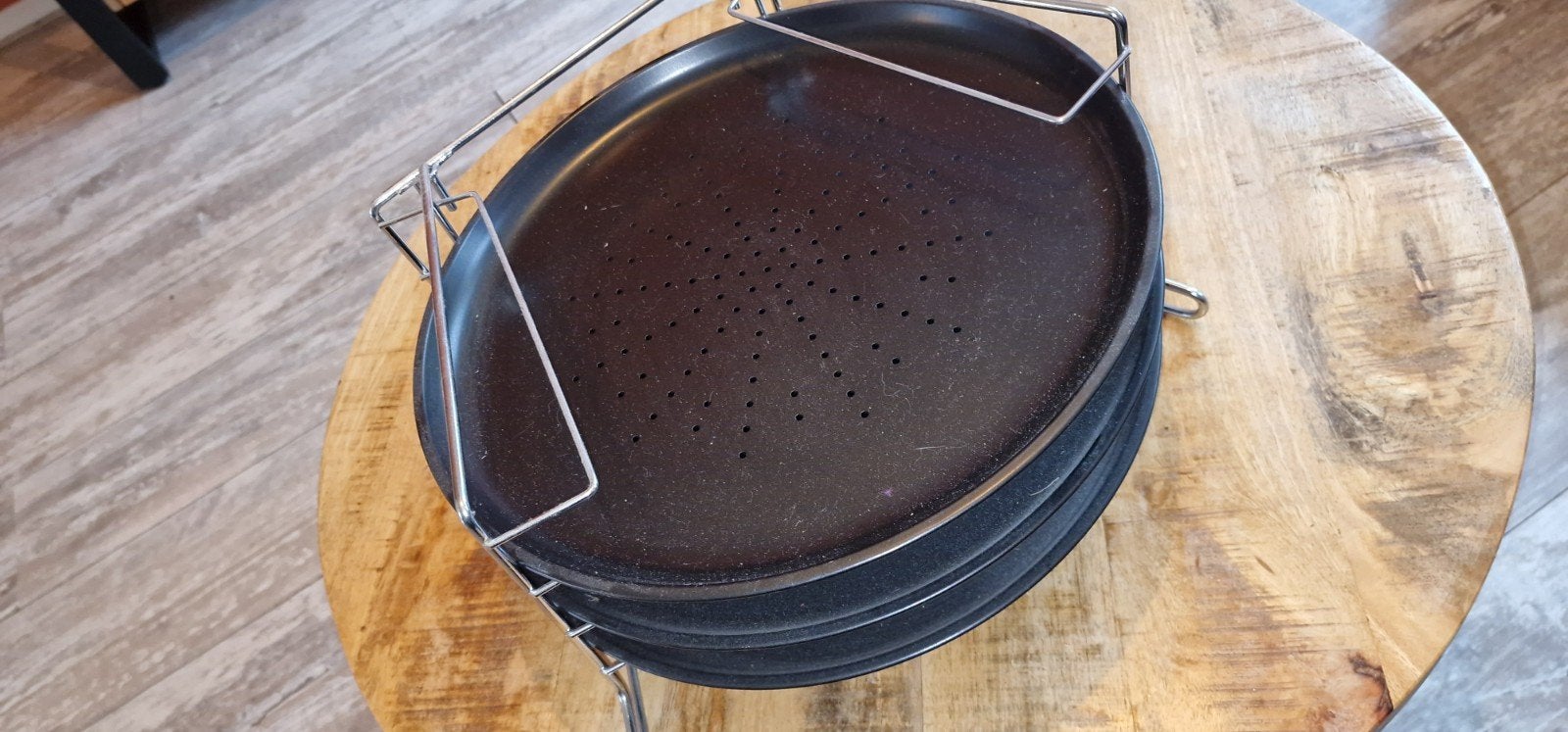 Ronde pizzaplaten set met rek - 4 stuks (30 cm), Ophalen of Verzenden
