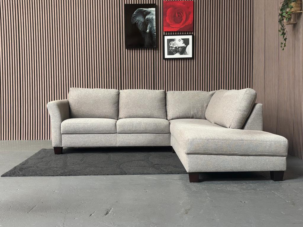 GRATIS LEVERING Hoekbank Grijs 250x240 GEREINIGD, Huis en Inrichting, Banken | Bankstellen, Zo goed als nieuw, Hoekbank, Vierpersoons of meer