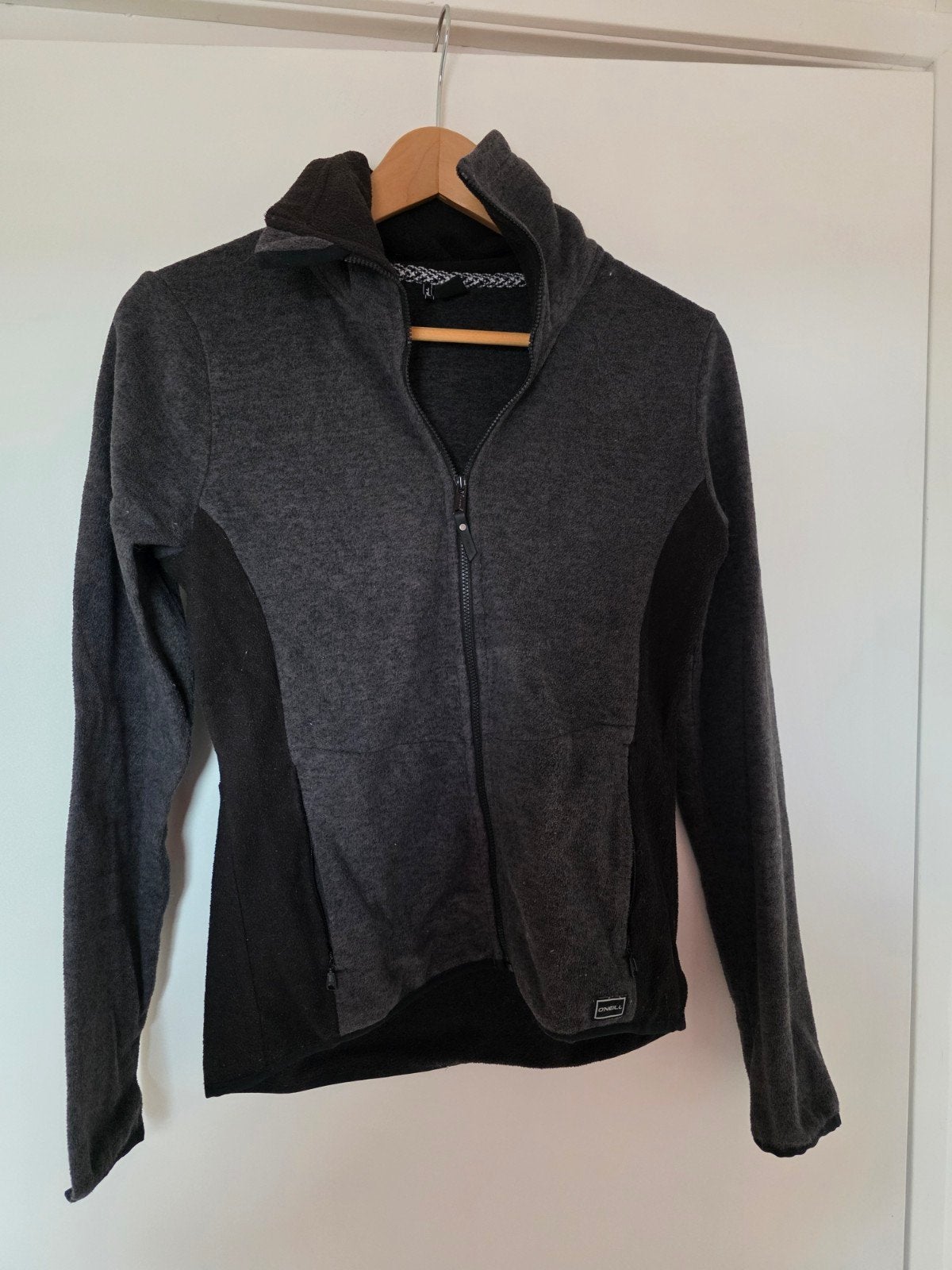 Dames O'Neill vest outdoor grijs maat M medium trui

Mooi da, Kleding | Dames, Truien en Vesten, Maat 38/40 (M), Ophalen of Verzenden