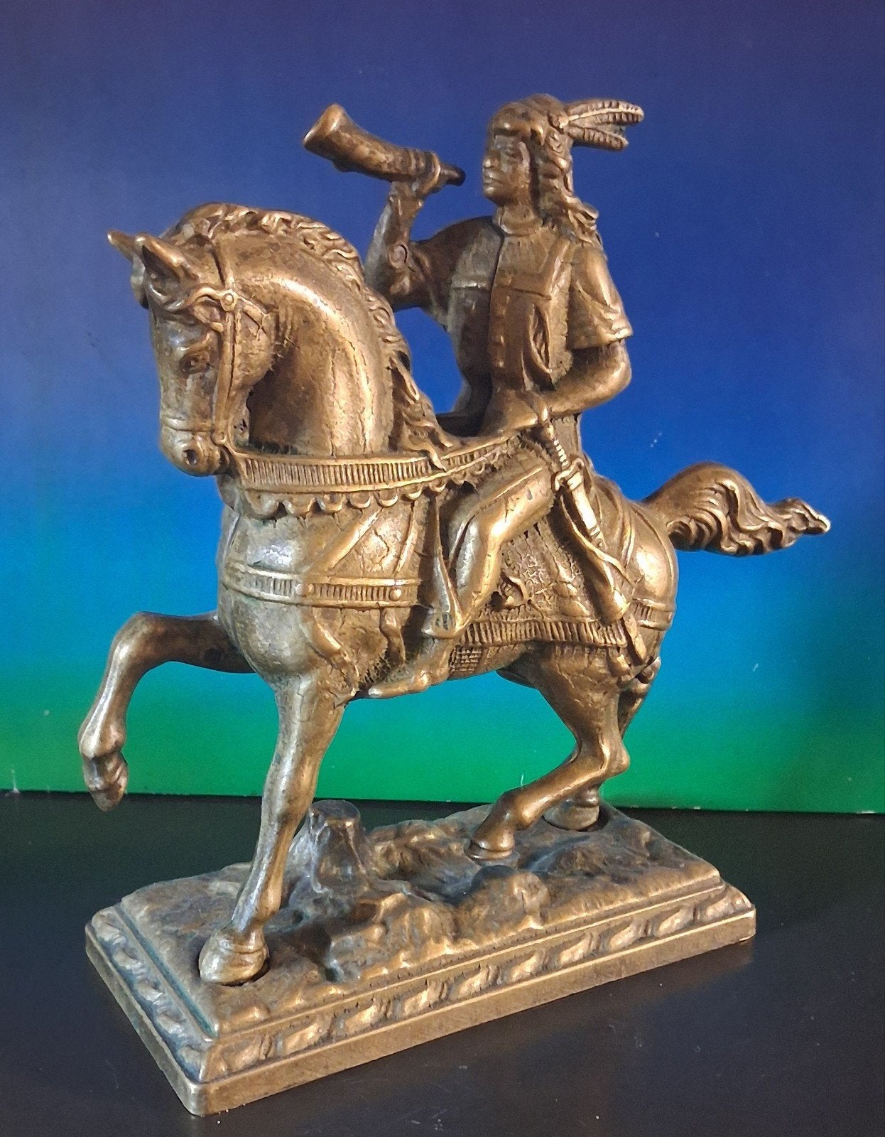 Indiaanse vrouw op paard. Brons.  18 cm., Ophalen, Zo goed als nieuw, Mens
