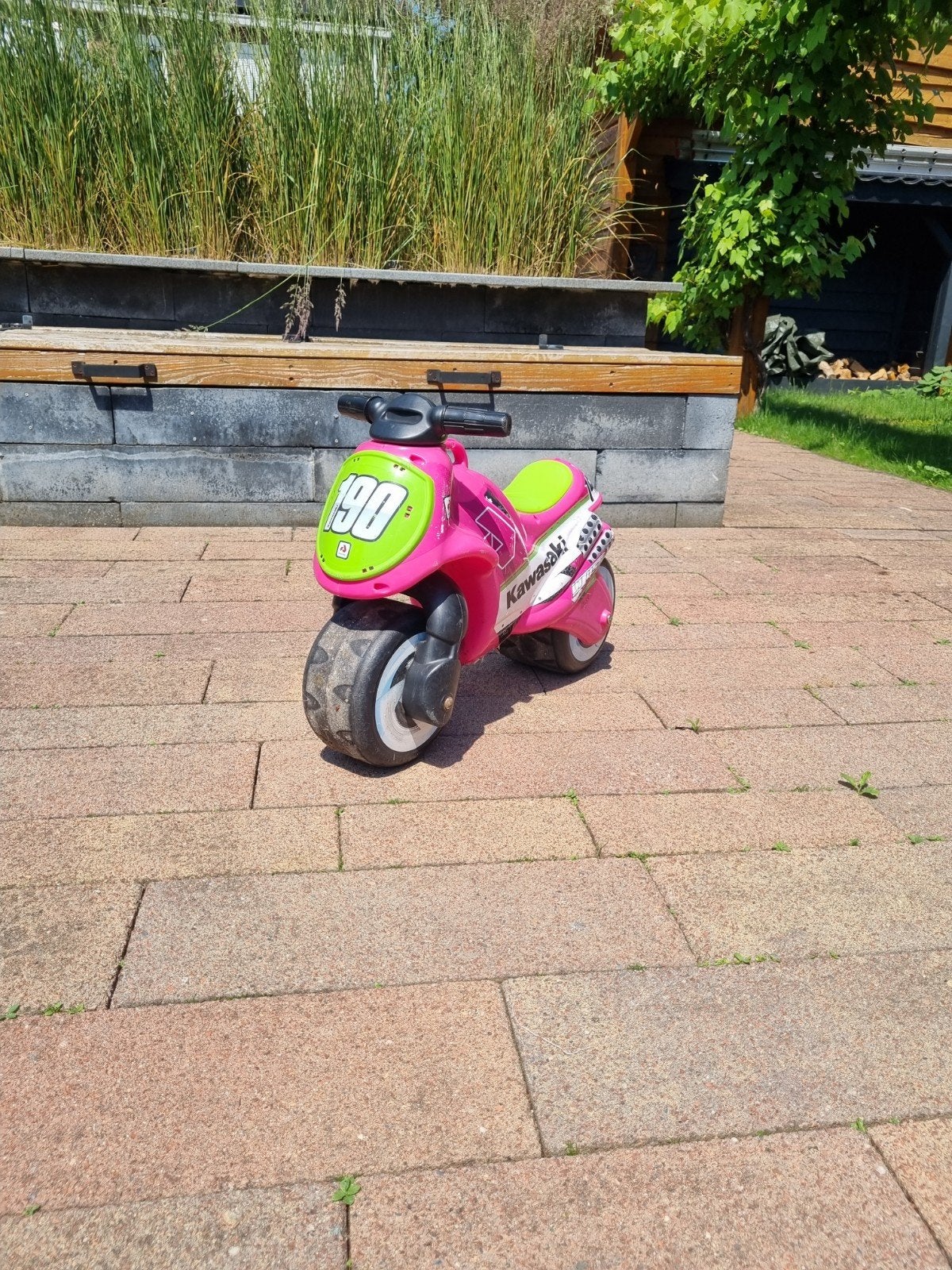 Kawasaki loopmotor roze/groen voor kinderen, Ophalen, Gebruikt, Loopfiets