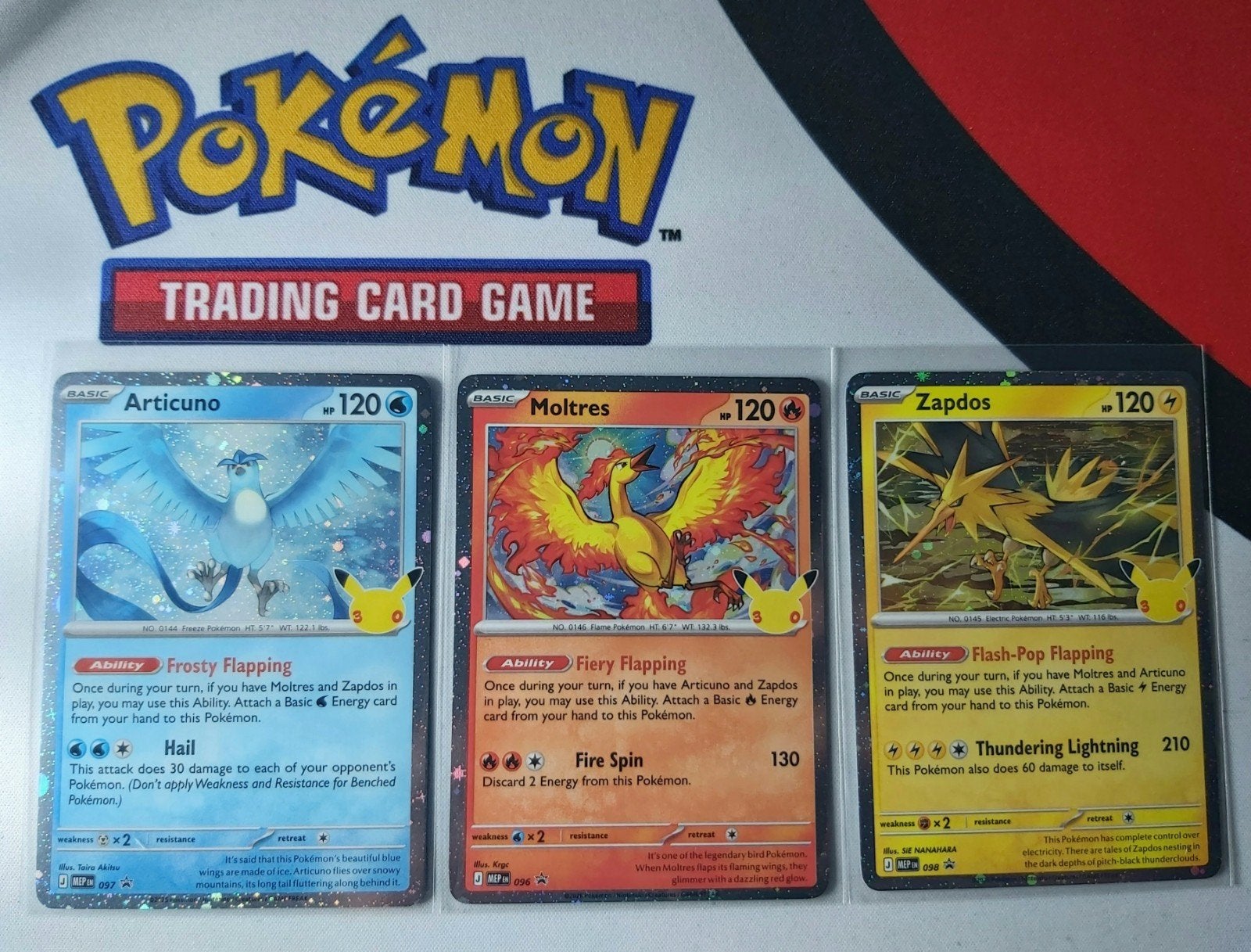 30th Anniversary, Articuno-Moltres-Zapdos, Celebration Set, Ophalen of Verzenden, Zo goed als nieuw, Meerdere kaarten, Foil