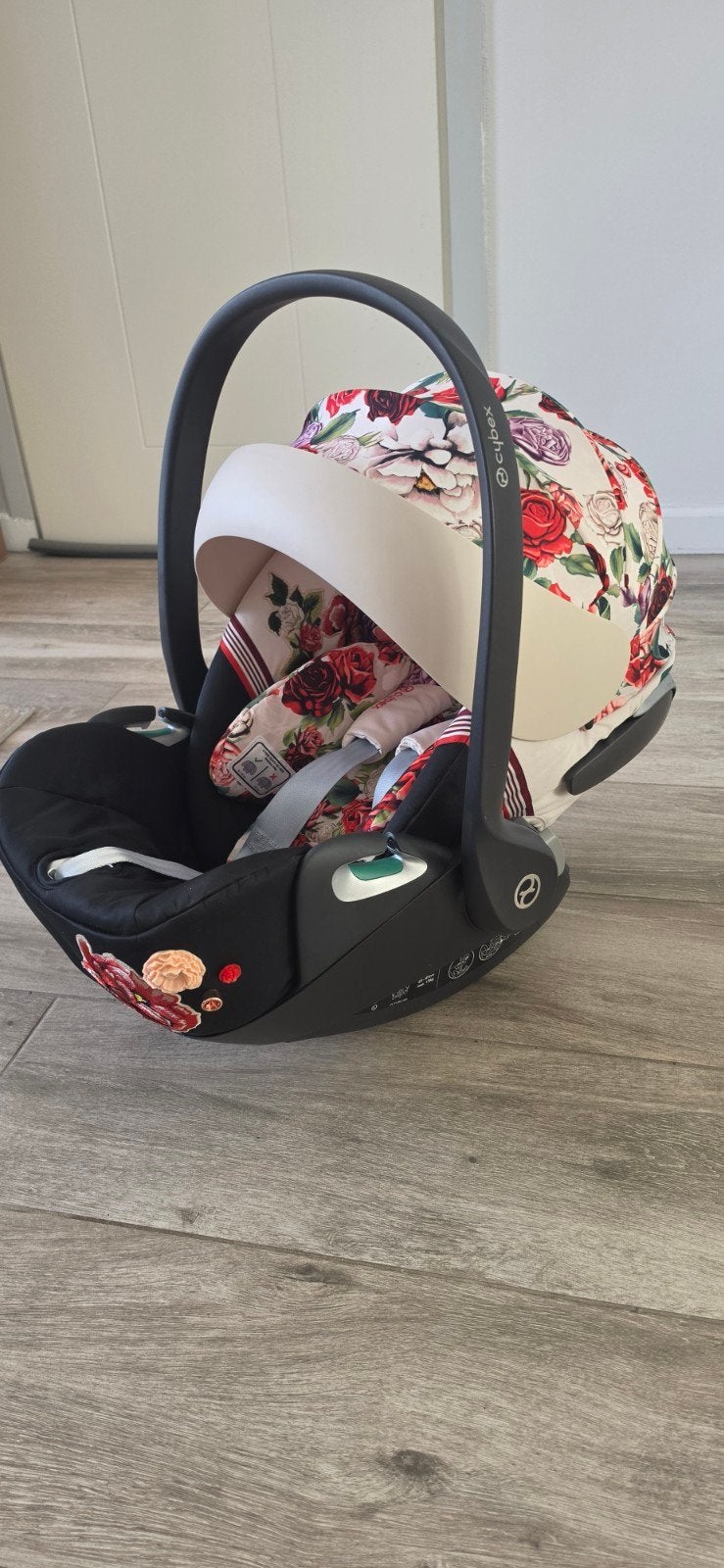 Cybex Cloud Z i-Size Spring Blossom autostoel + Base Z, Kinderen en Baby's, Autostoeltjes, Verstelbare rugleuning, Zo goed als nieuw