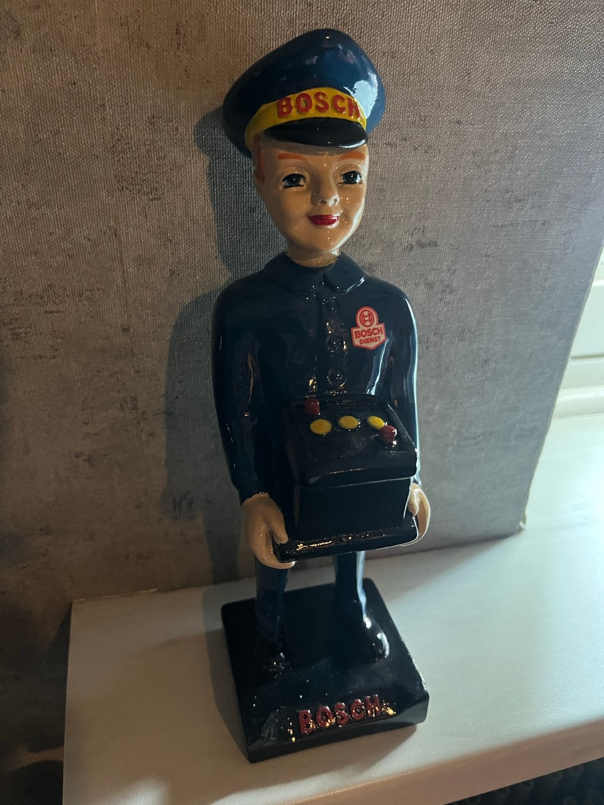 Vintage Bosch Dienst monteur beeldje - zeldzaam verzamelobje, Ophalen of Verzenden, Gebruikt, Mens