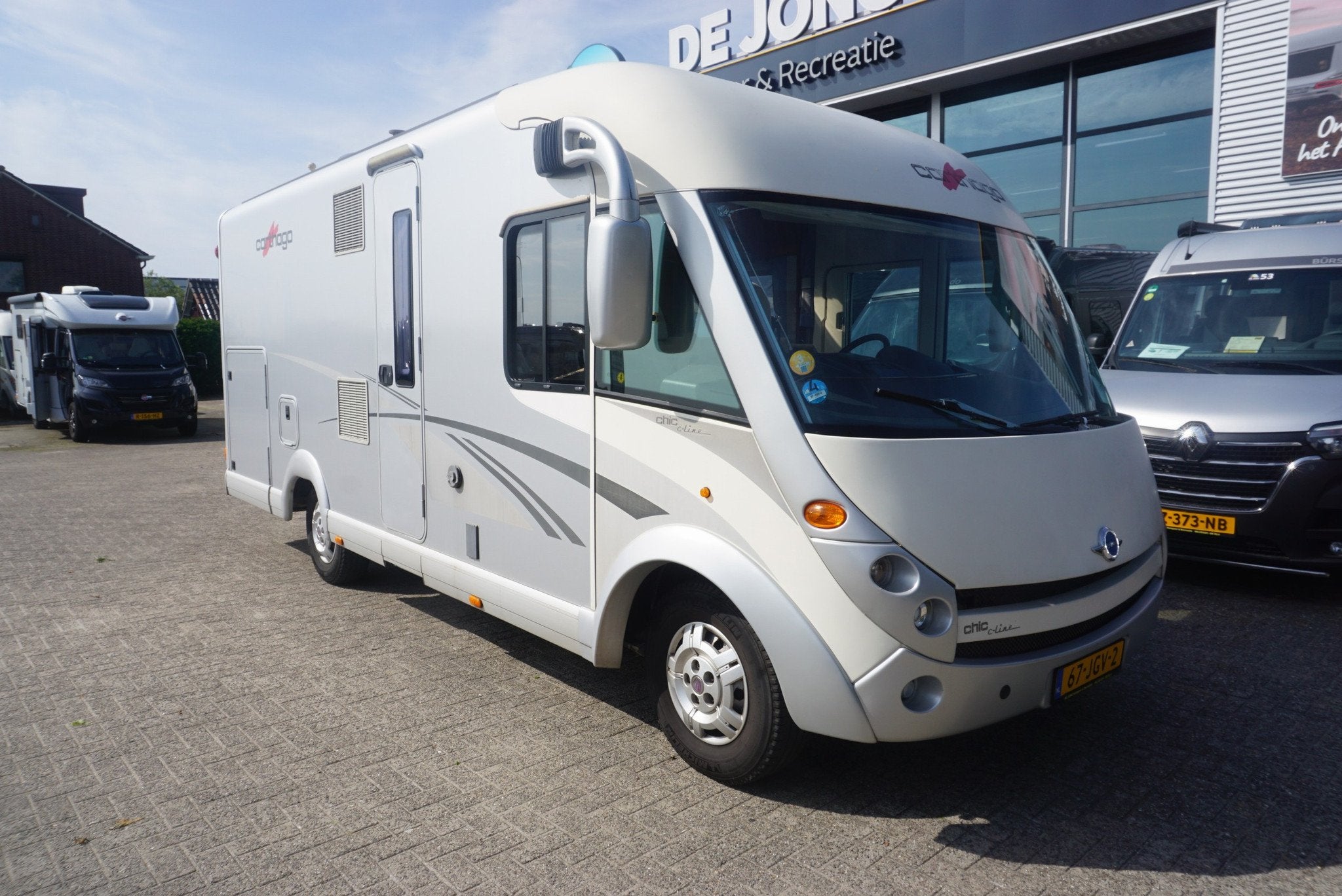 Carthago Chic C - Line 4.2 Fiat (bj 2009), Caravans en Kamperen, Campers, Integraal, TV, 6 tot 7 meter, Bedrijf