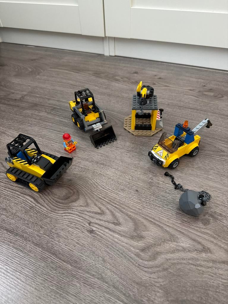 Lego bouwvoertuigen set met minifiguur, Inclusief minifiguren, Lego, Ophalen of Verzenden, Complete set