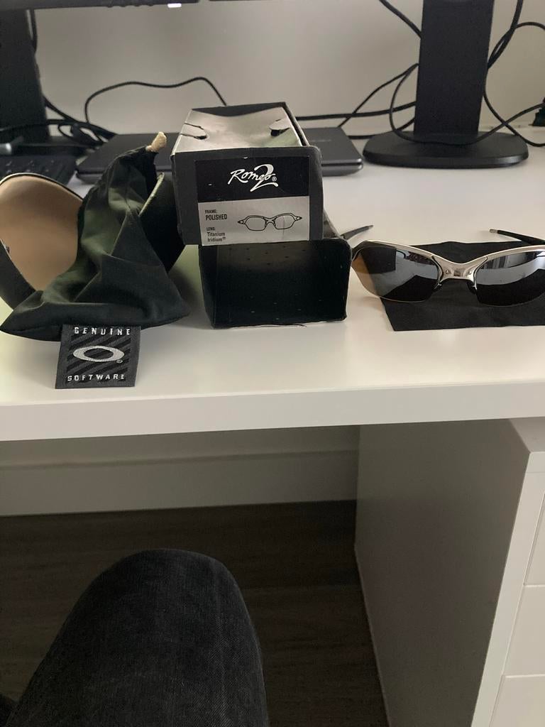 Vintage Oakley X-Metal Romeo 2, Zonnebril, Overige kleuren, Ophalen of Verzenden, Zo goed als nieuw