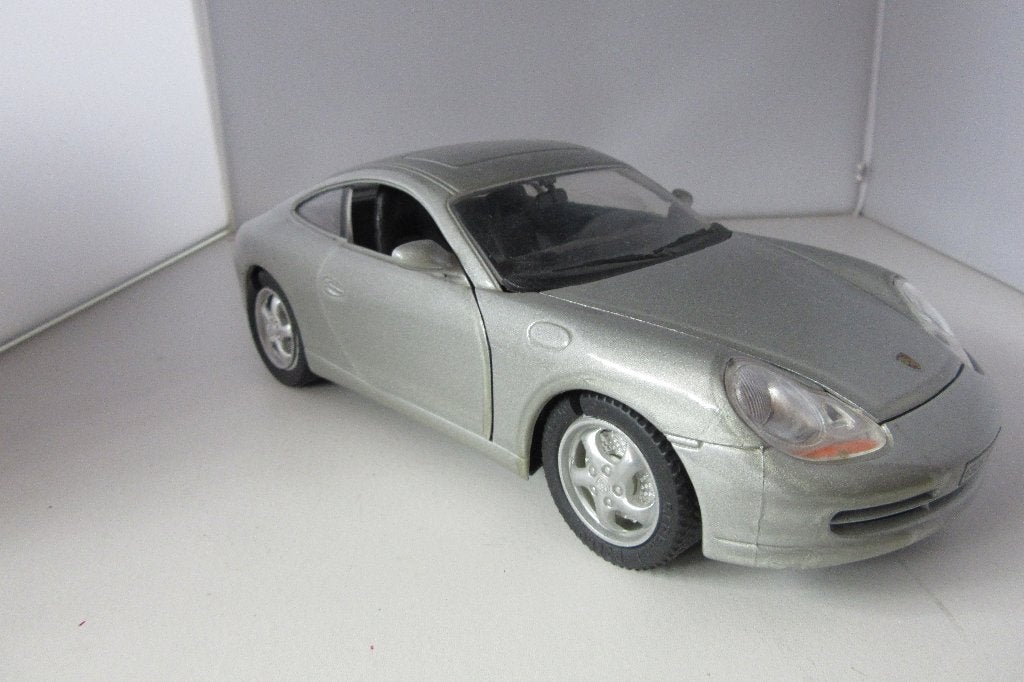 Porsche 911 Carrera 1998 1;18, Ophalen of Verzenden, Zo goed als nieuw, Auto, Solido