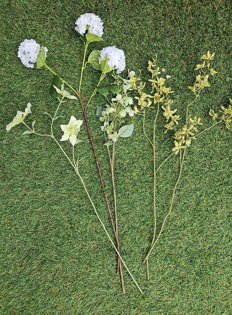 5 prachtige witte/ neutrale kunstbloemen, Ophalen of Verzenden, Zo goed als nieuw