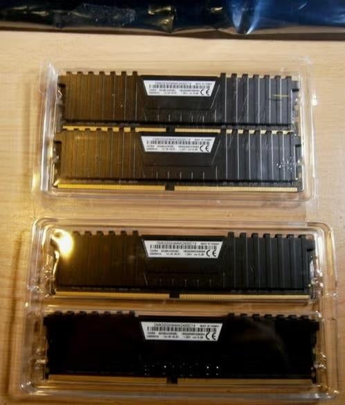 32gb Corsair Vengenge LPX DDR4 ( als nieuw ) Low Profile, 32 GB, DDR4, Ophalen of Verzenden, Zo goed als nieuw
