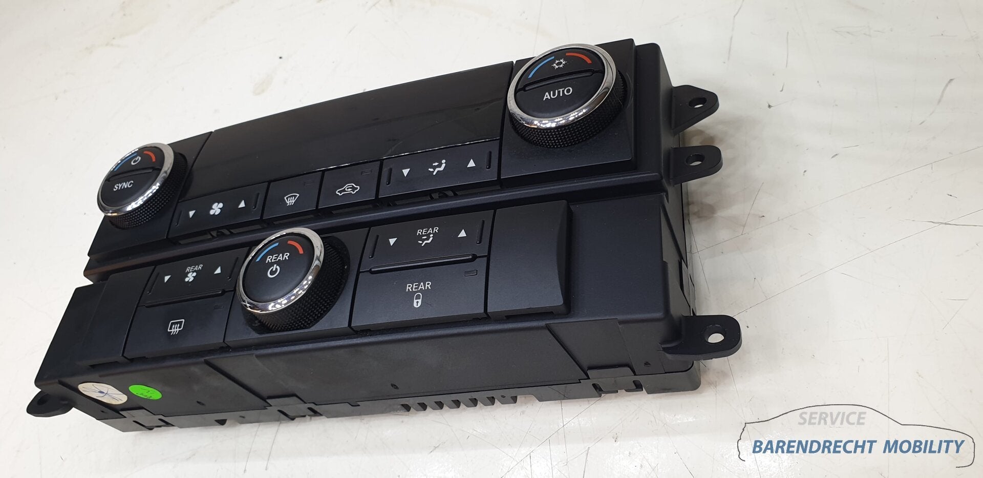 Climate control chrysler grand voyager airco P55111918AB ori, Taurusavenue 1
2132 LS  Hoofddorp, NL, Gebruikt, Stellantis N.V.
