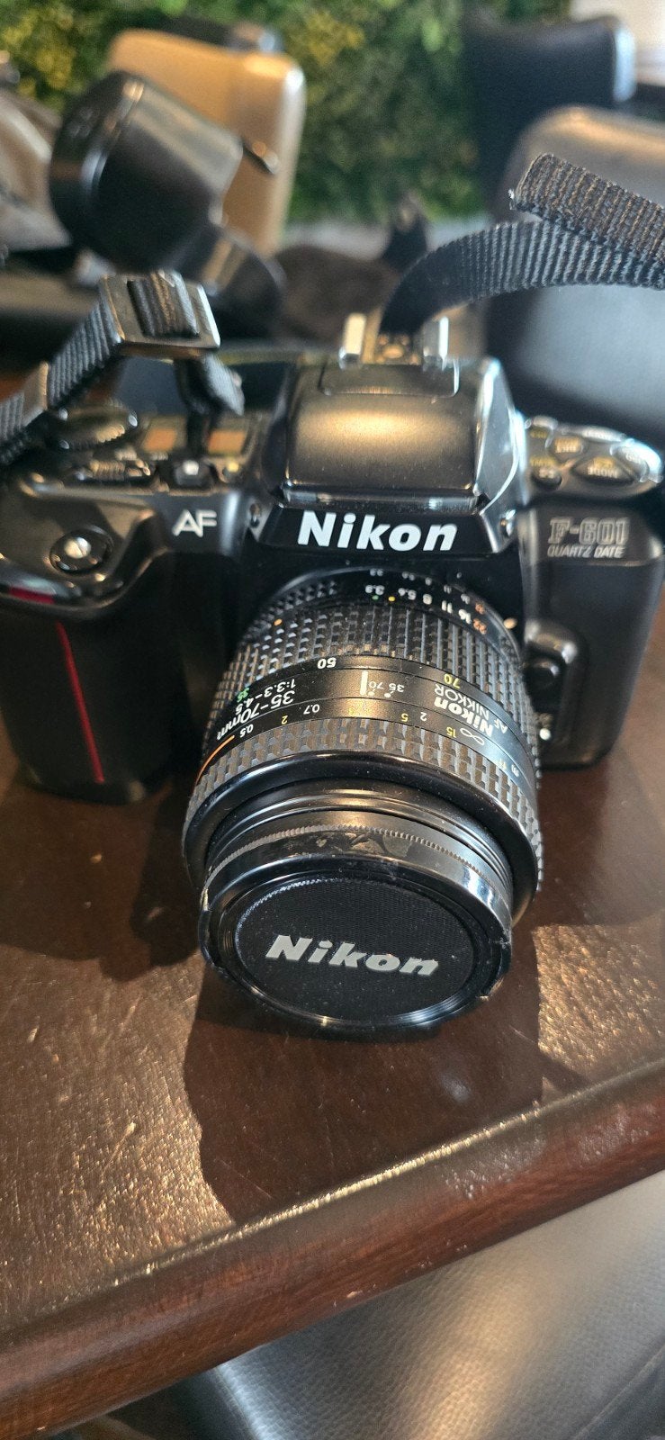 Nikon F-601 spiegelreflexcamera met AF Nikkor 35-70mm lens, Ophalen of Verzenden