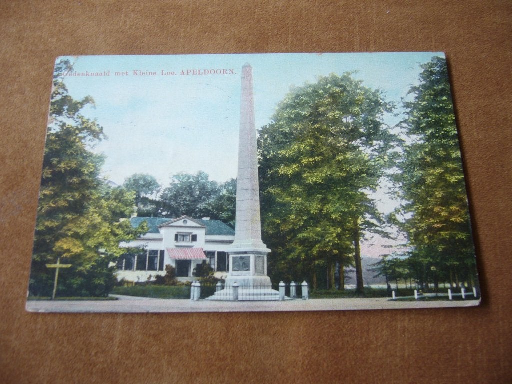 APELDOORN  =  GEDENKNAALD MET KLEIN LOO  BRIEFKAART  1914, Ophalen of Verzenden, Voor 1920, Gelopen, Gelderland