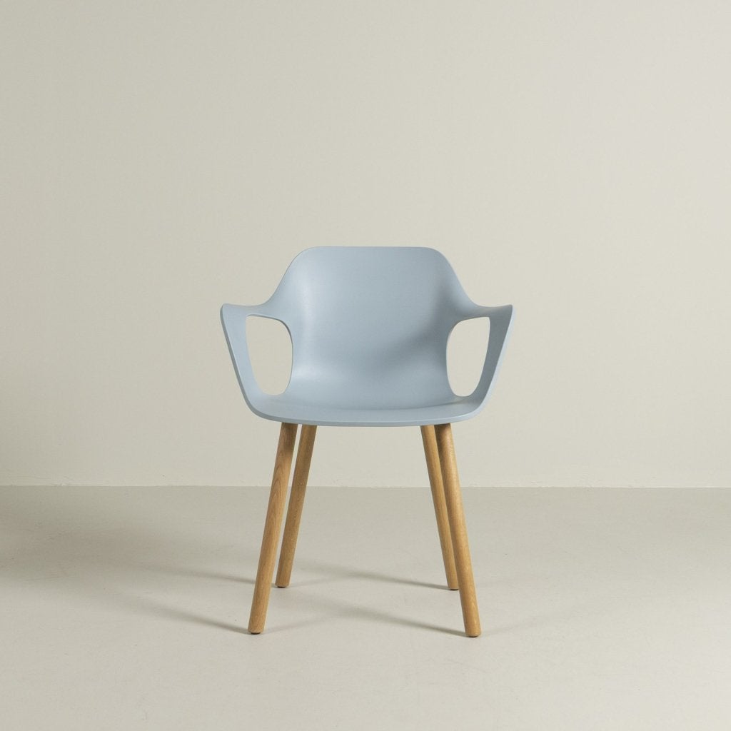 Vitra HAL Armchair Wood Stoel Lichtblauw Kunststof - Hout, Vitra, Zo goed als nieuw, Niet ingevuld, Niet ingevuld