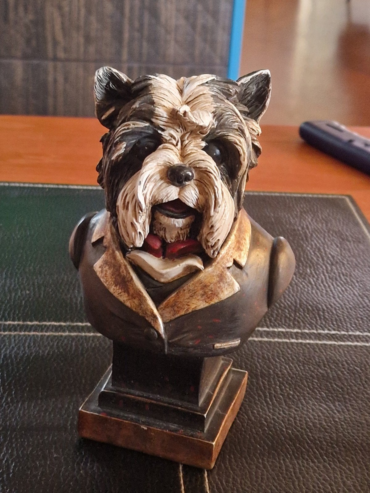 Buste van een hond Yorkshire terrier decoratieve stijl., Ophalen of Verzenden, Zo goed als nieuw, Dier