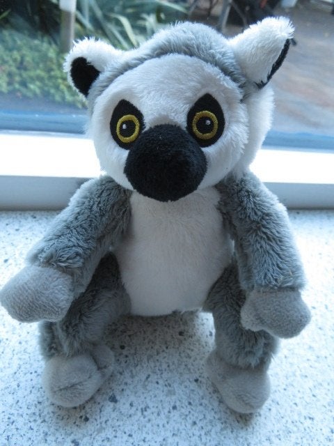 Ringstaartmaki maki merk PIA International Soft Toys, Ophalen of Verzenden, Zo goed als nieuw, Met label, Klein (minder dan 20 cm)