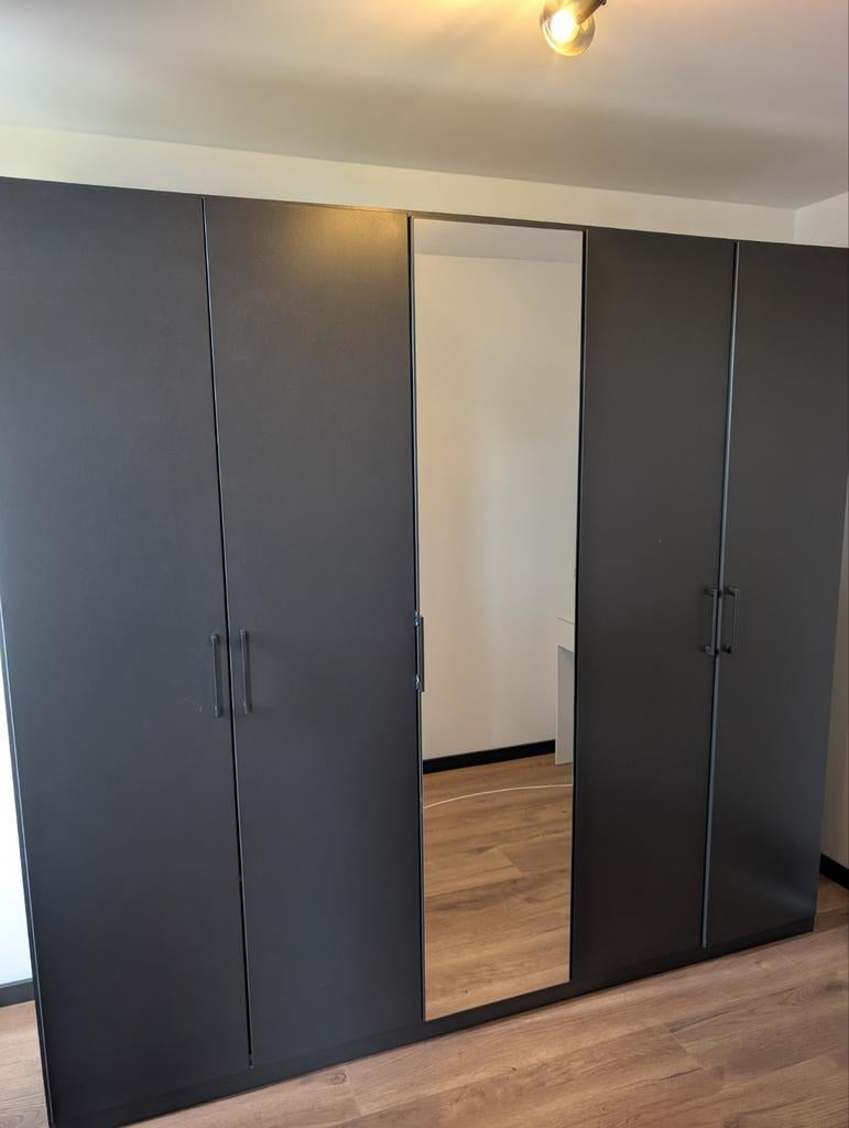 Kledingkast met spiegel - 225x210x55, Huis en Inrichting, Kasten | Kledingkasten, Ophalen, Met deur(en), Gebruikt, 200 cm of meer