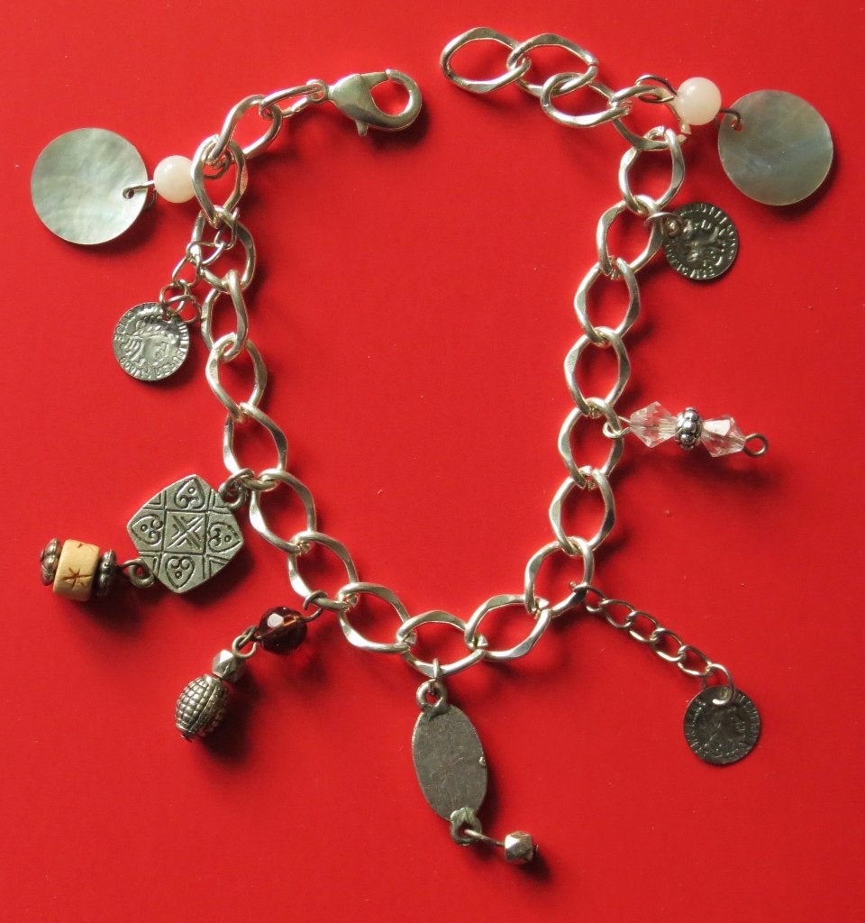 Handgemaakt Zilverplated Armbandje met Leuke Bedels, Marktplaats@koningsieraden.nl, Overige materialen, Verzenden, Nieuw