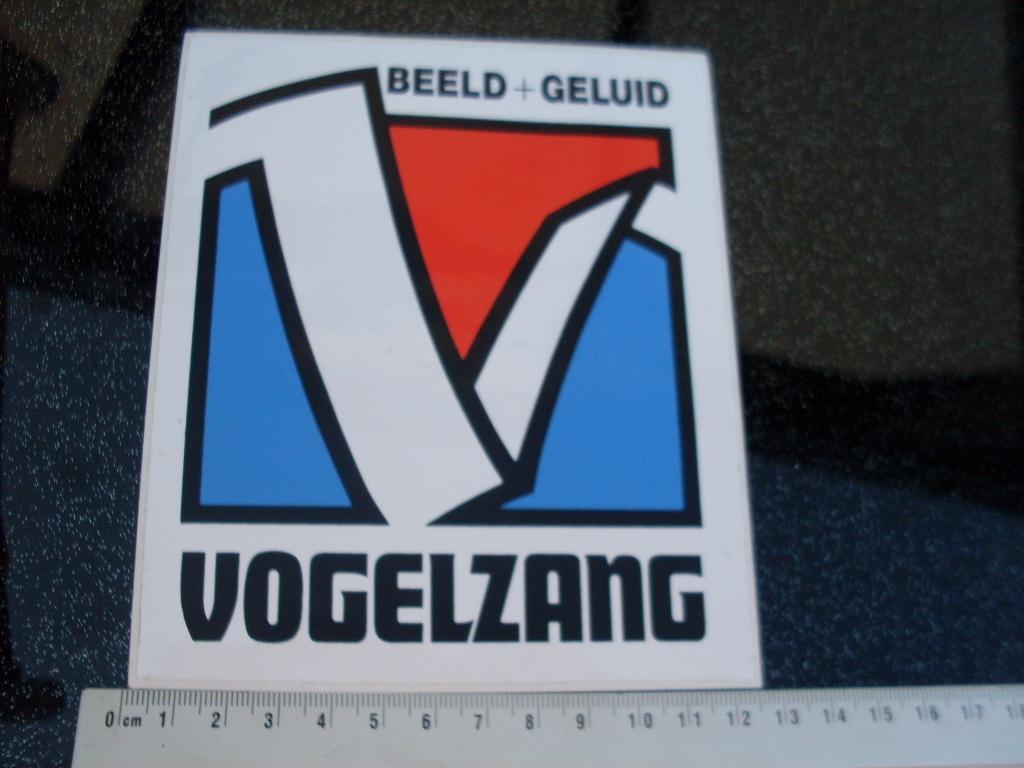 sticker vogelzand beeld + geluid logo V, Verzenden, Zo goed als nieuw, Bedrijf of Vereniging