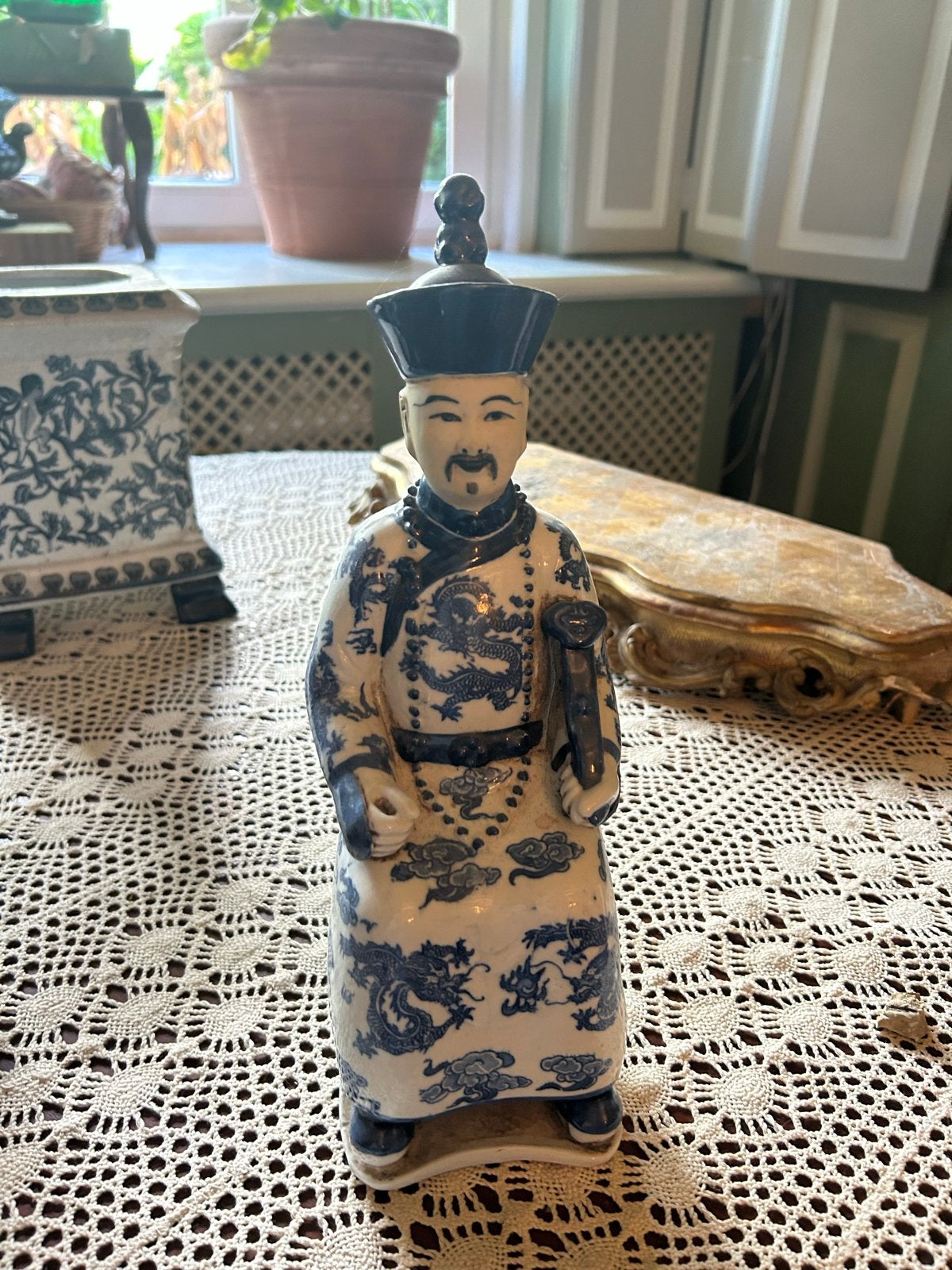 Beeld Chinese Keizer Vader Porseleinen Beeldje, Ophalen