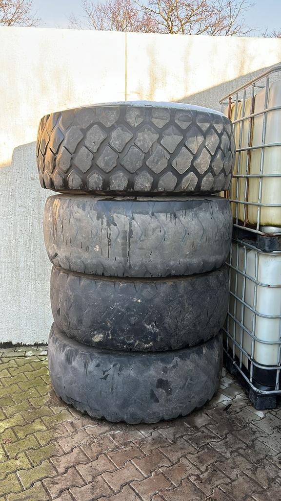 Dubbellucht Beco dumperwielen Fendt en MB Trac, Ophalen of Verzenden