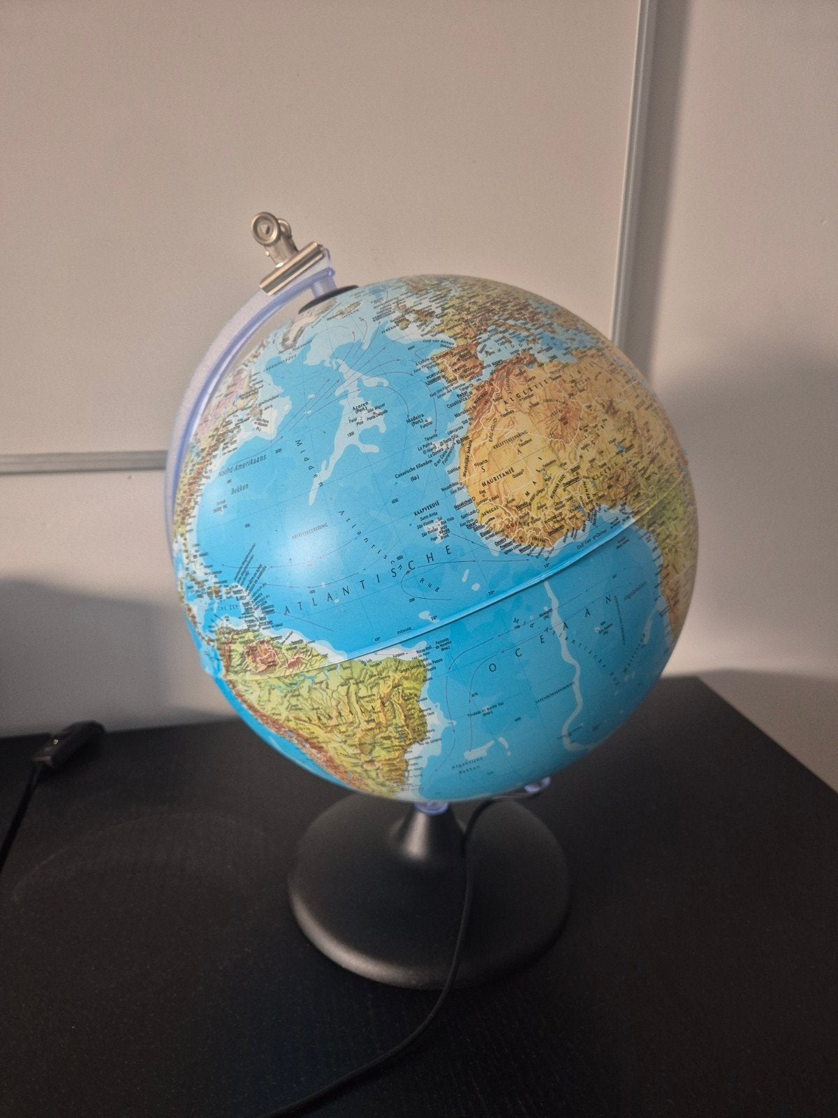 Verlichte Wereldbol - Educatief en Decoratief, Ophalen