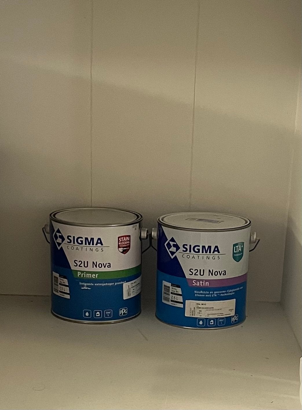 Sigma S2U Nova Primer en Satin verf - 2.5L RAL 9010 NIEUW!, Ophalen, Overige kleuren, 5 tot 10 liter, Nieuw