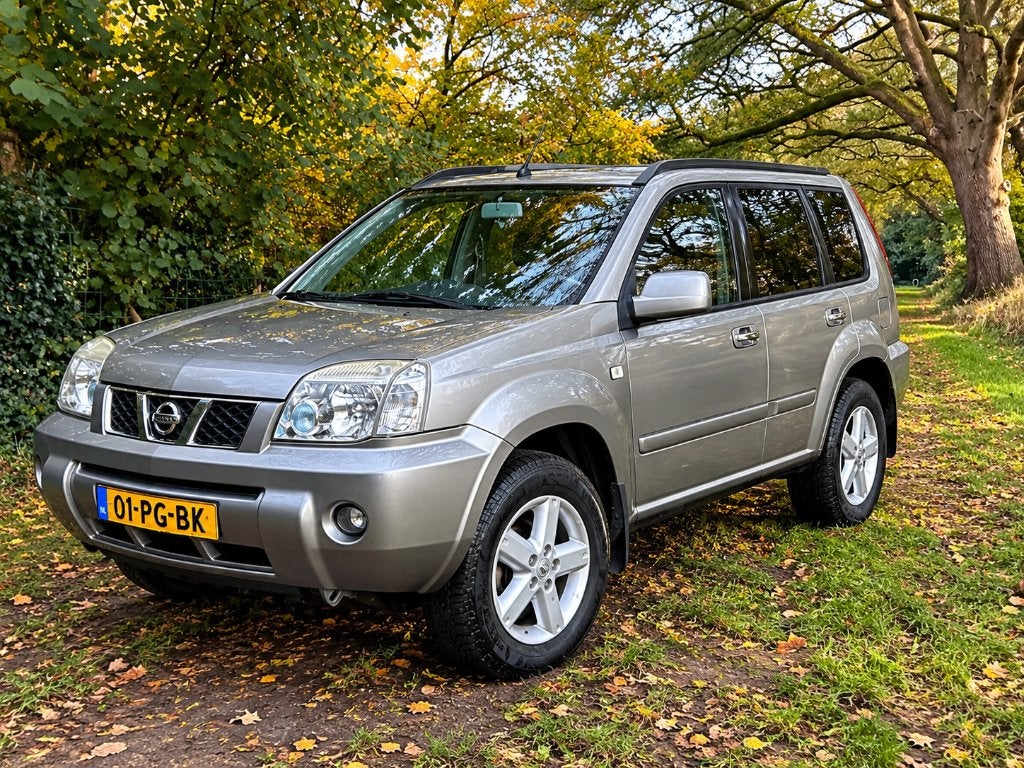 Nissan X-Trail 2.5 4x4 | Leder | Trekhaak | Climate | 199dkm, Auto's, Stoelverwarming, 164 pk, Zwart, 4 cilinders
