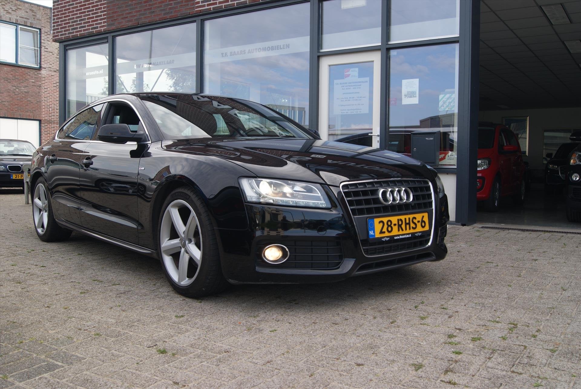 Audi A5 1.8 TFSI 160pk multitronic S LLINE, Euro 5, 4 cilinders, Leder en Stof, Zwart