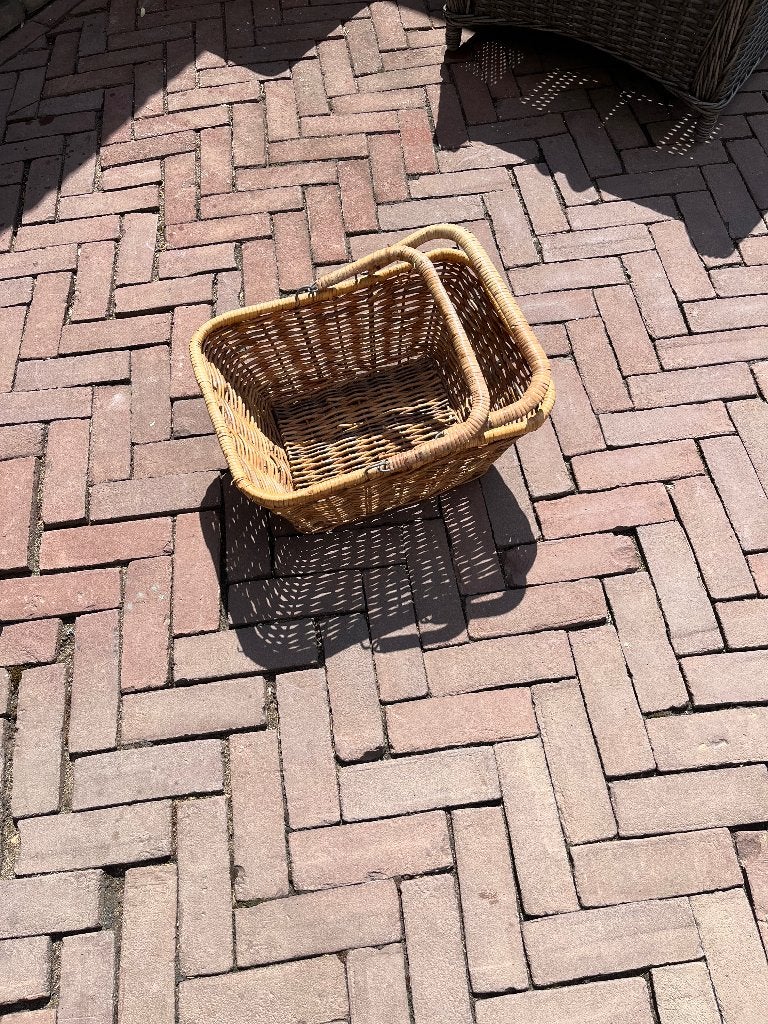Rietenmand, Gebruikt, Mand, Ophalen of Verzenden, Met hengsel