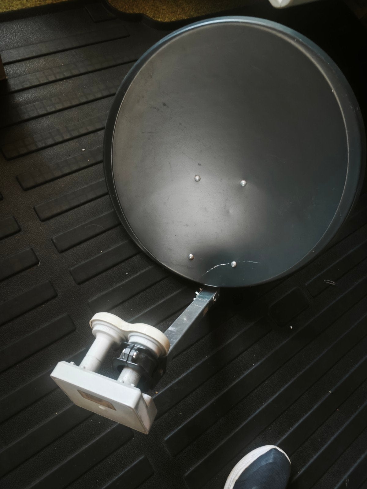Schotelantenne 49 cm met LNB, Ophalen of Verzenden, Gebruikt, (Schotel)antenne, Overige merken