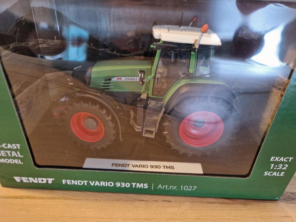 FENDT 930 WEISE TOYS, Hobby en Vrije tijd, Ophalen of Verzenden, Nieuw, Tractor of Landbouw, Overige merken