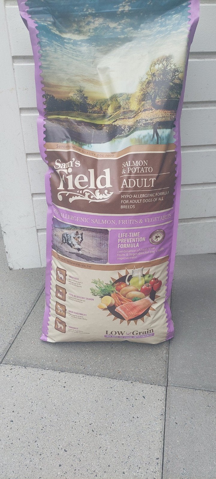 Sam's field adult hypoallergenic salmon/patato 13 kg , nieuw, Ophalen, Hond