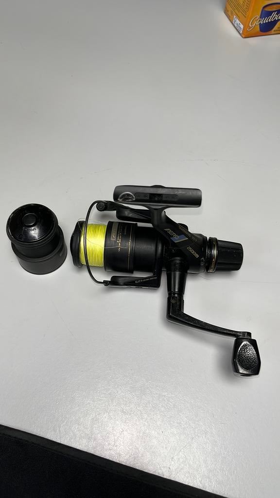 Shimano Aero 2500M, Ophalen of Verzenden, Gebruikt, Molen