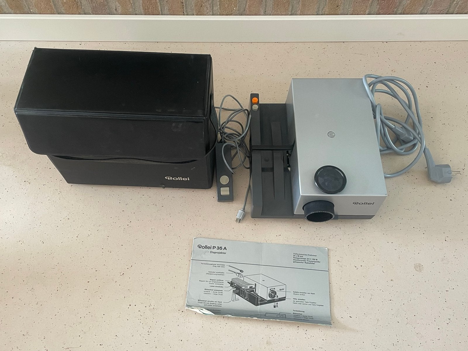 Rollei P 35 A Diaprojector met afstandsbediening, Audio, Tv en Foto, Diaprojectors, Ophalen, Gebruikt