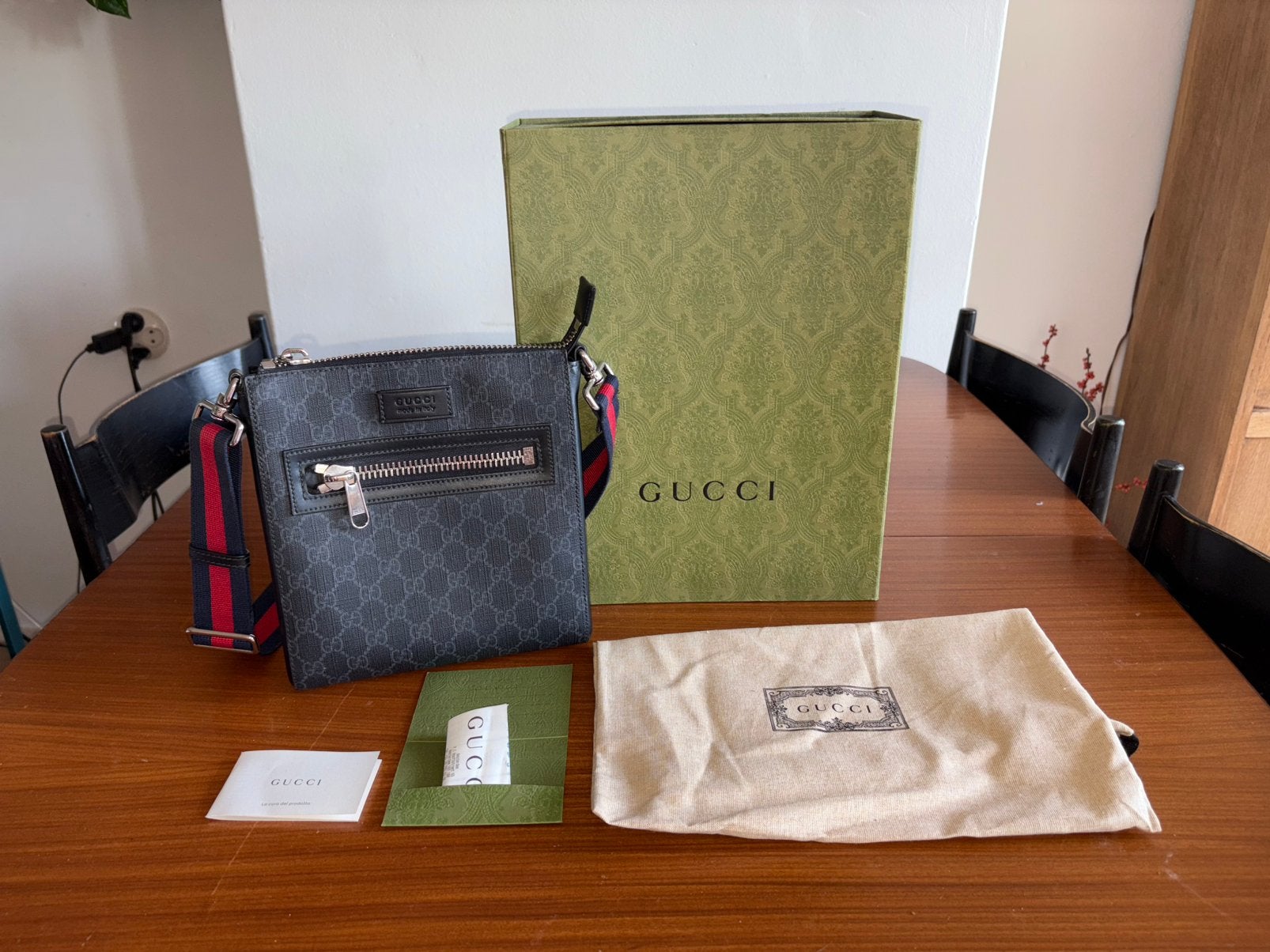 Gucci GG Supreme Messenger Bag, Ophalen of Verzenden, Zo goed als nieuw, Zwart