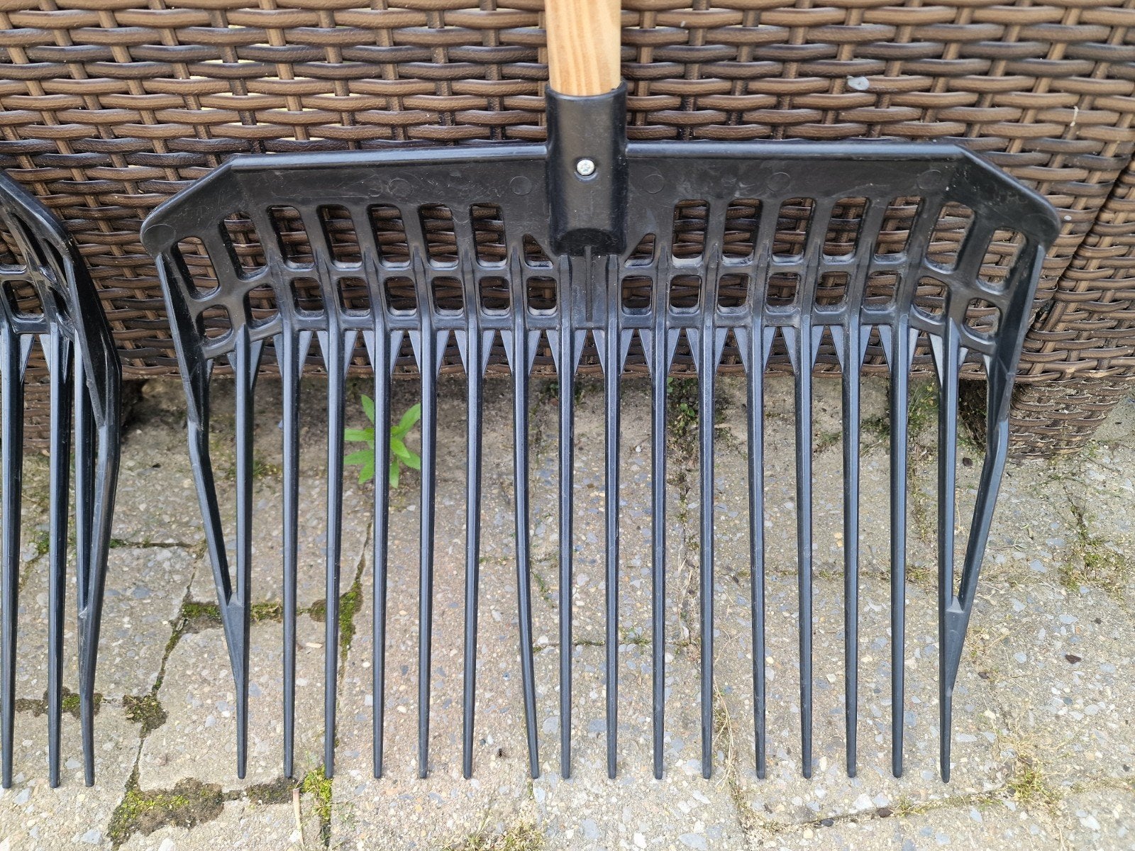 Twee mestvorken met steel - Excellent Quality, Ophalen, Zo goed als nieuw, Vork, Atlas