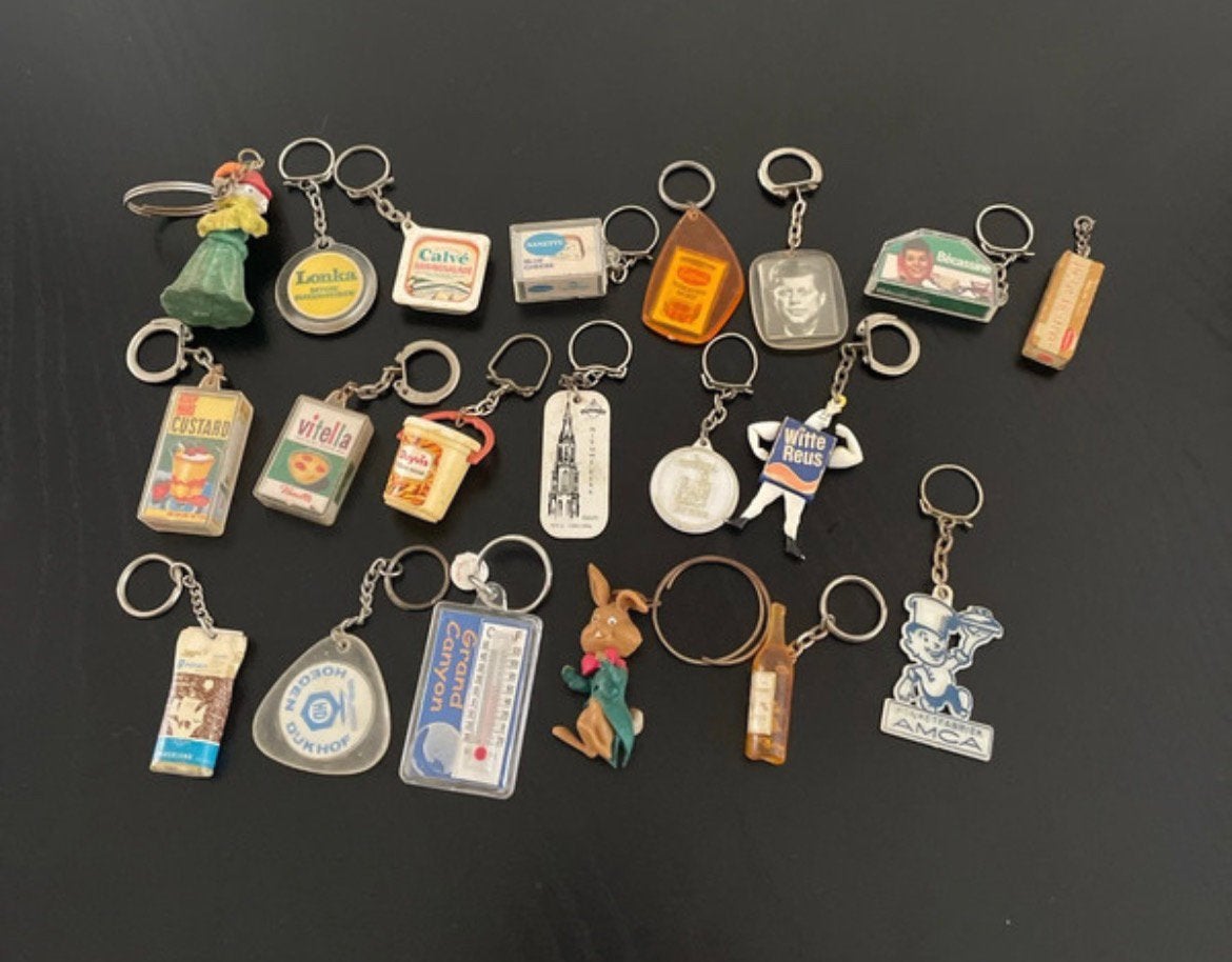 20x Vintage Reclame Sleutelhangers Lot, Verzamelen, Ophalen of Verzenden, Zo goed als nieuw, Merk