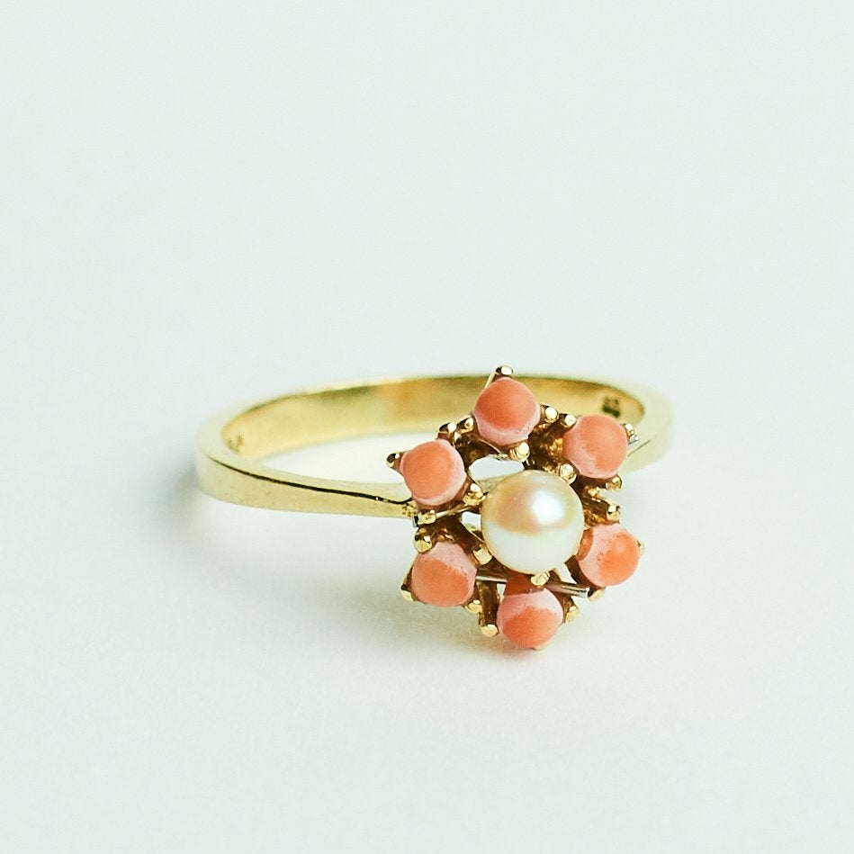 Vintage gouden ring bloem 9 karaat goud engeland parel, Ophalen of Verzenden, Met edelsteen, Dame, Goud