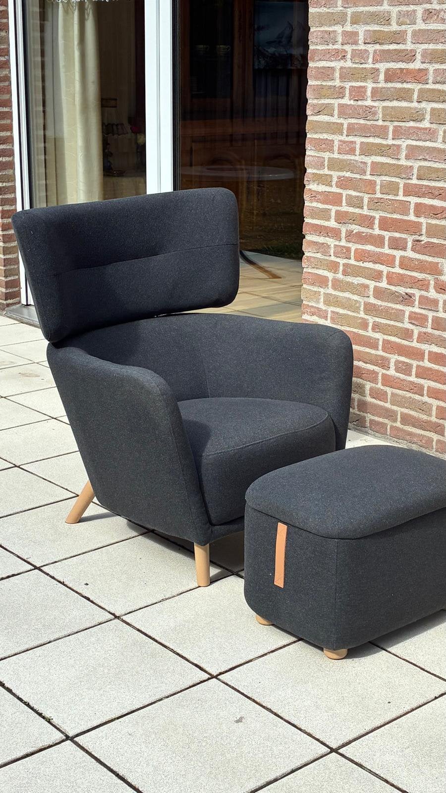 Z.g.a.n. fauteuil met voetenbankje, Ophalen, Zo goed als nieuw, Minder dan 50 cm
