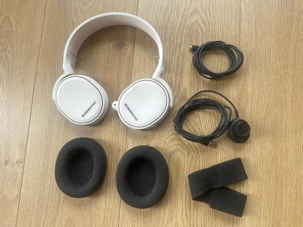 Steelseries Arctics 5 Headset Incl USB Adapter!!!, Computers en Software, Headsets, Ophalen of Verzenden