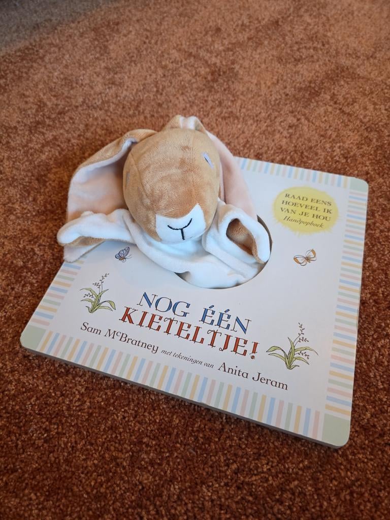 Nog één kieteltje! Handpopboekje, Ophalen of Verzenden, Uitklap-, Voel- of Ontdekboek, Sam McBratney, 0 tot 6 maanden