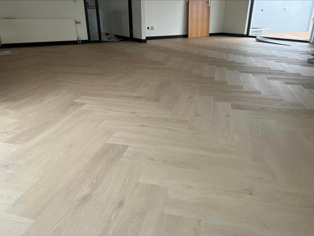 Foto 12 van PVC VISGRAAT EN TOEBEHOREN