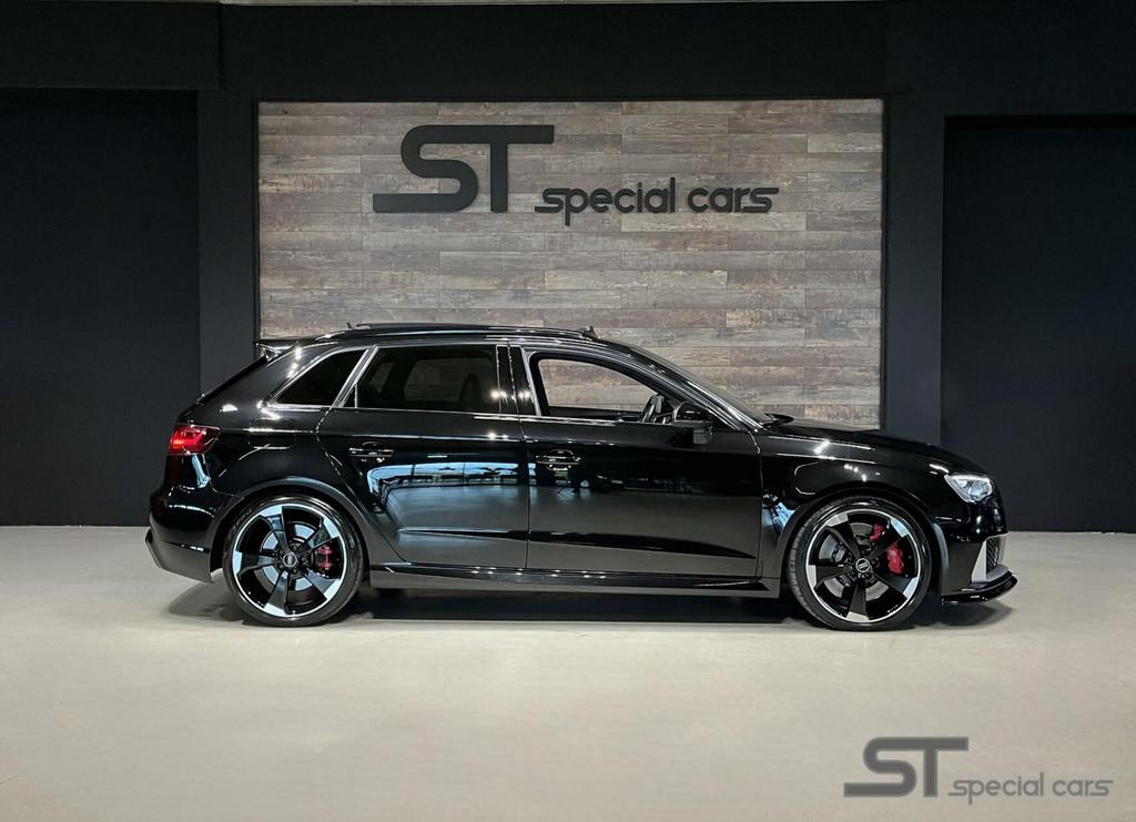 Audi RS3 2.5 TFSI RS3 quattro|Pano|full, Automaat, Gebruikt, RS3, Zwart