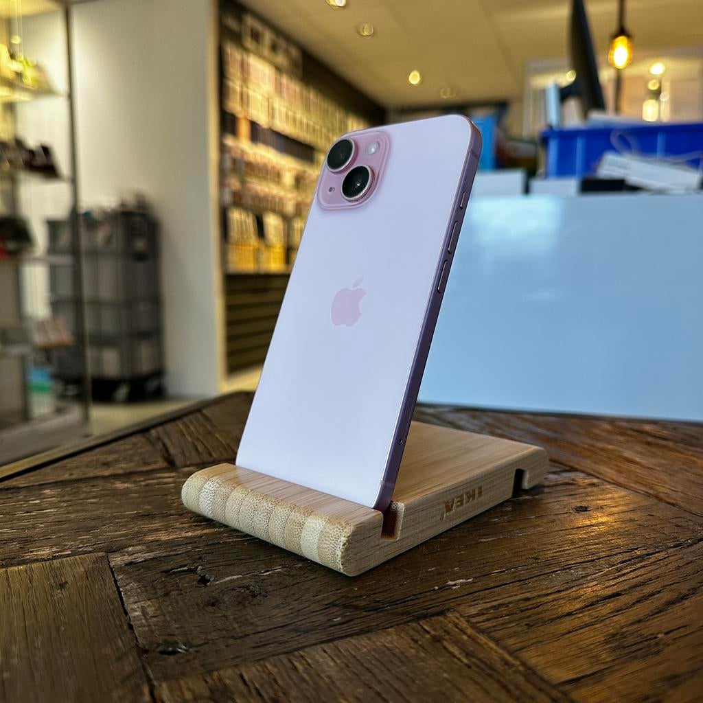 Apple iPhone 15 256GB - Gebruikt - incl. Garantie