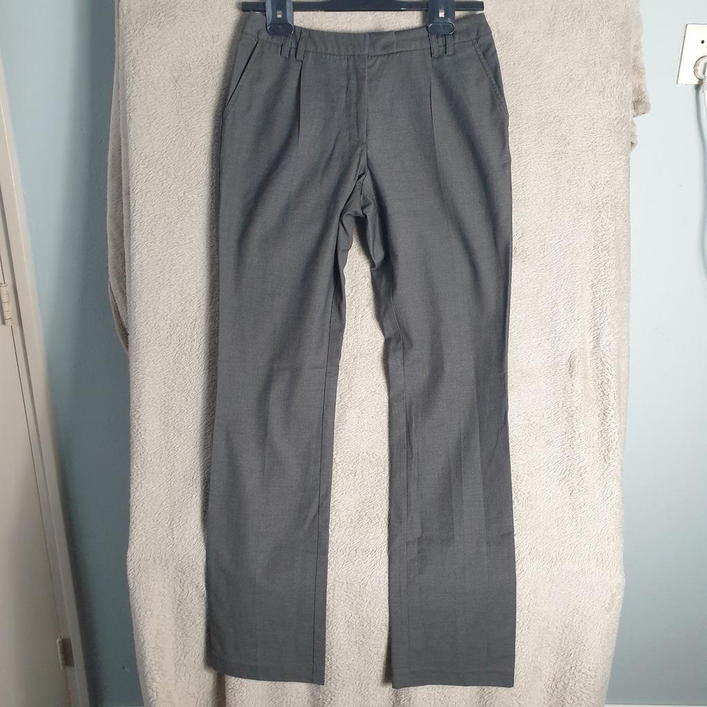 Pantalon van het merk Dyanne, Maat 36, Zwart, Ophalen of Verzenden, Zo goed als nieuw, Dyanne
