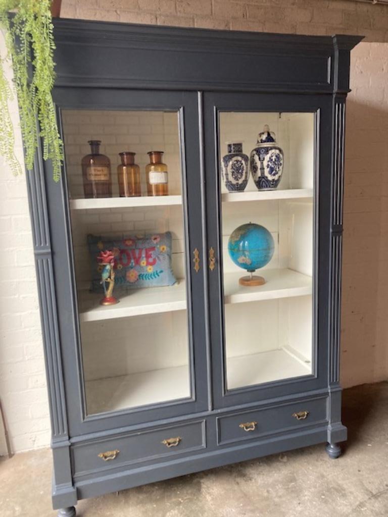 Vintage antiek servieskast / vitrinekast., Huis en Inrichting, Kasten | Vitrinekasten, Antiek, Gebruikt, Met deur(en), 200 cm of meer